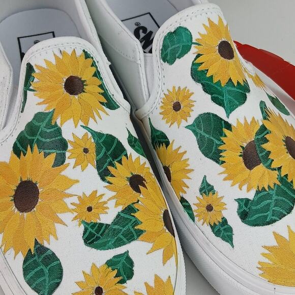 Vans SZ 8 White Customized Hand Painted Sunflower Motif Slip On Sneaker NEW - Picture 3 of 10
